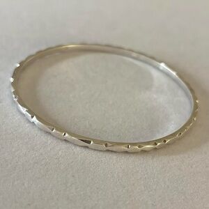 Vintage 925 Sterling Silver Skinny Bangle Bracelet with Border Design